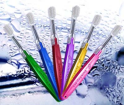 No Toothpaste Required For This Hi-Tech Toothbrush!