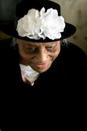 Video Of The Week - Planet's Oldest Person Turns 115