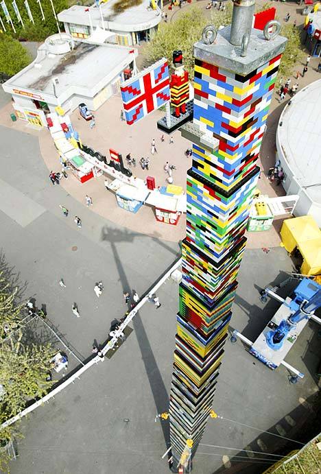 Visitors Help Build World's Tallest Lego Tower