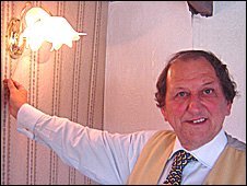 He Finally Sees The Light!