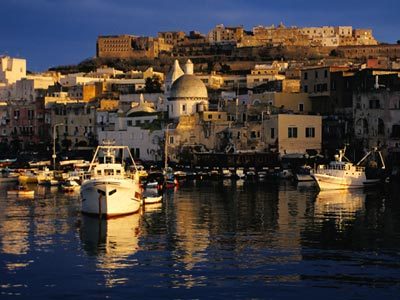 Will Drilling Into A Volcano Save Naples?