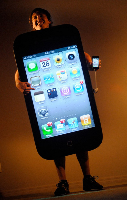 Video Of The Week - John Savio's Ultra Cool Costume