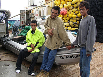 Three Kiwi Teens Survive 50 Day Ordeal At Sea