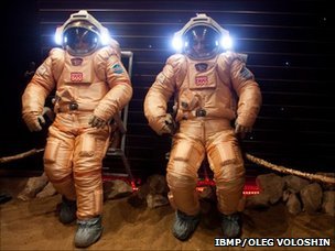 Mars 500 Experiment Successfully 'Lands' On The Red Planet