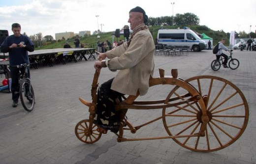 Polish Sculptor Carves Functional Bicycles From Wood