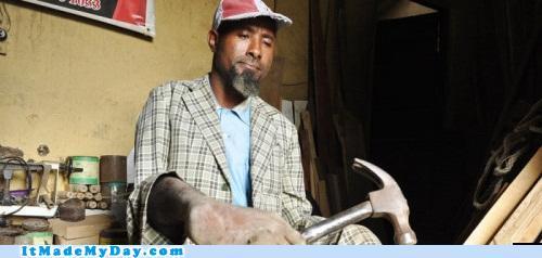 Armless Carpenter Proves Anything Is Possible