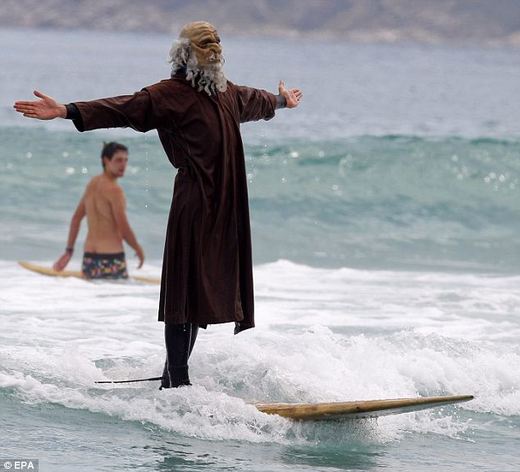 A Surfing Competition With A Creative Twist